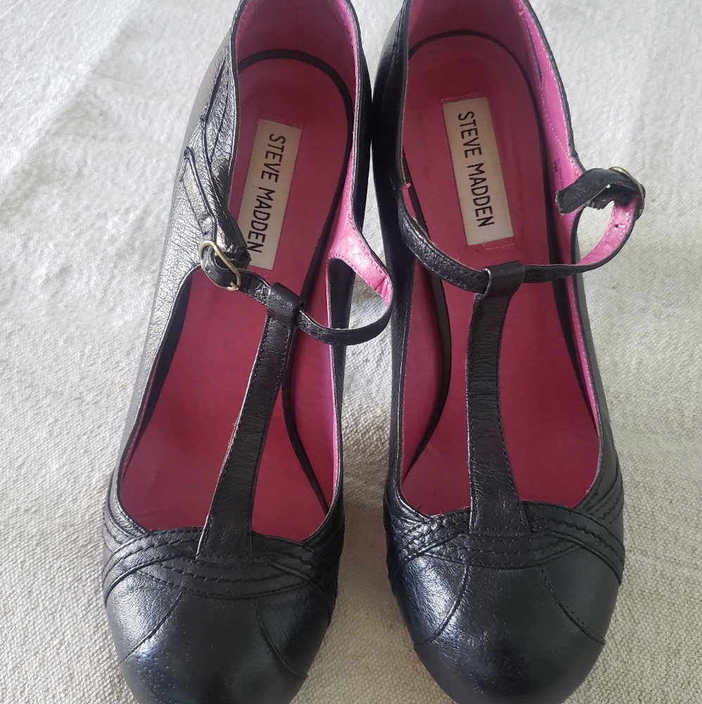 Steve Maddon black pumps size 9